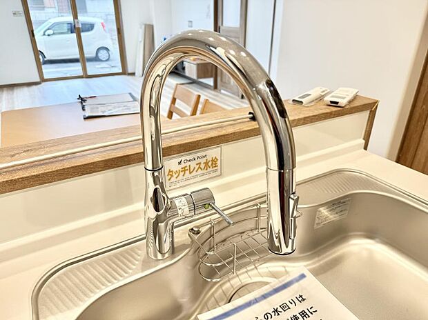 【浄水器】■清潔でおいしい水を手軽に供給してくれます