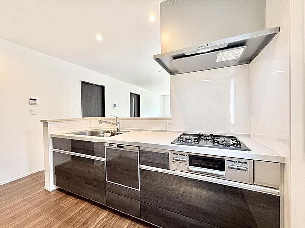 【ダイニングキッチン】■作る楽しみと食べる幸せを届けるキッチン