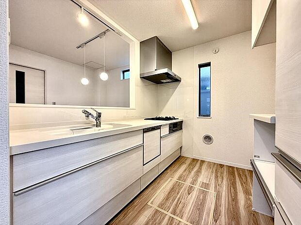 【ダイニングキッチン】■おしゃれで実用的、心ときめくキッチンデザイン