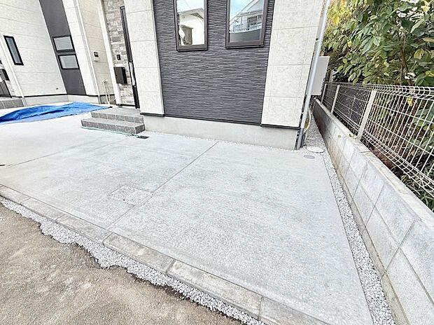 【駐車場】■快適な駐車スペースで安心