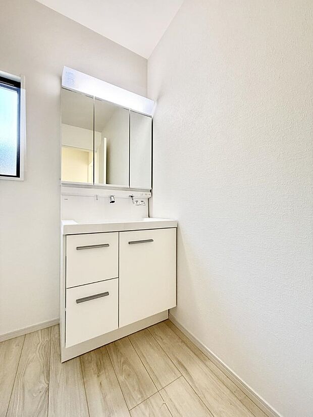 【洗面台・洗面所】■清潔感があり、気持ちよく使えます