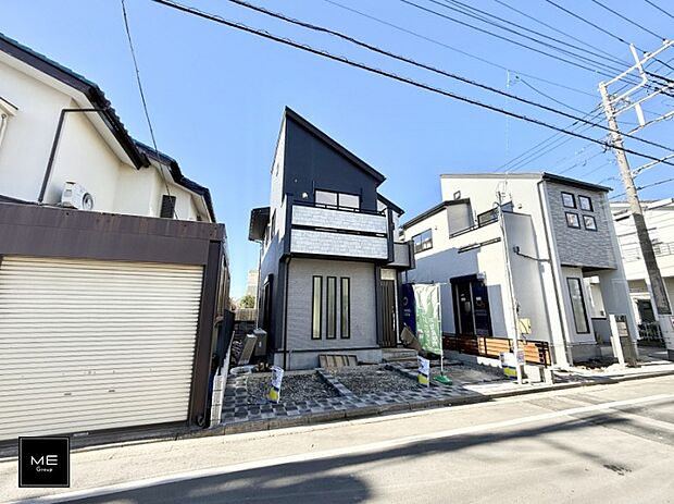 【現地外観写真】■家族みんなが笑顔で過ごせる、安心感のある住まい