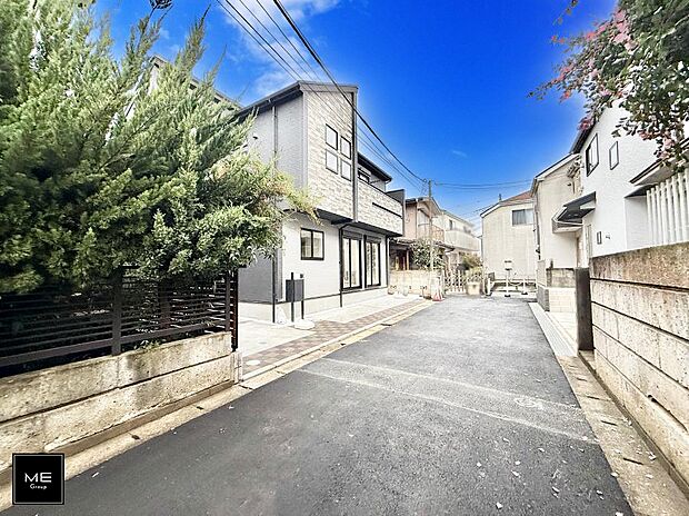 【前面道路含む現地写真】■新しい住まい、街の新しい風景