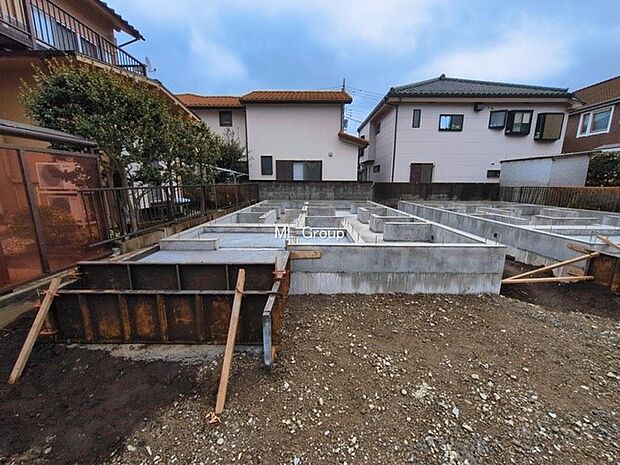 【現地外観写真】■家族みんなが笑顔で過ごせる、安心感のある住まい