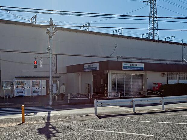 西武拝島線「武蔵砂川」駅（約1,520m・徒歩19分）