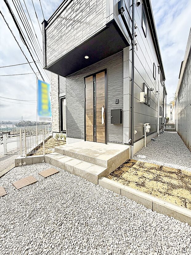 【駐車場】■自宅にある駐車スペースなので安心ですね