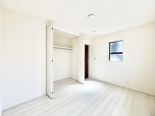 【子供部屋】■仕事や勉強のスペースに使うことで、集中しやすく静かな環境が整います