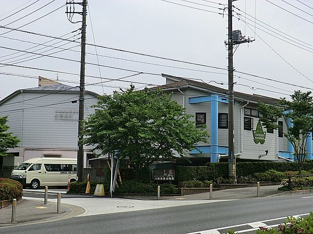 青葉幼稚園（約1,400m・徒歩18分）