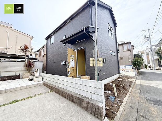 【現地外観写真】■家族みんなが笑顔で過ごせる、安心感のある住まい