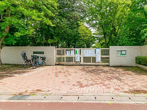 日野市立仲田小学校（約275m・徒歩4分）