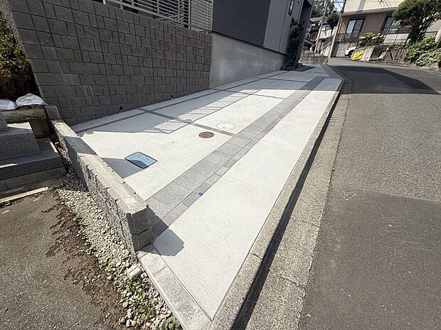 【駐車場】■自宅にカースペースがあると助かります