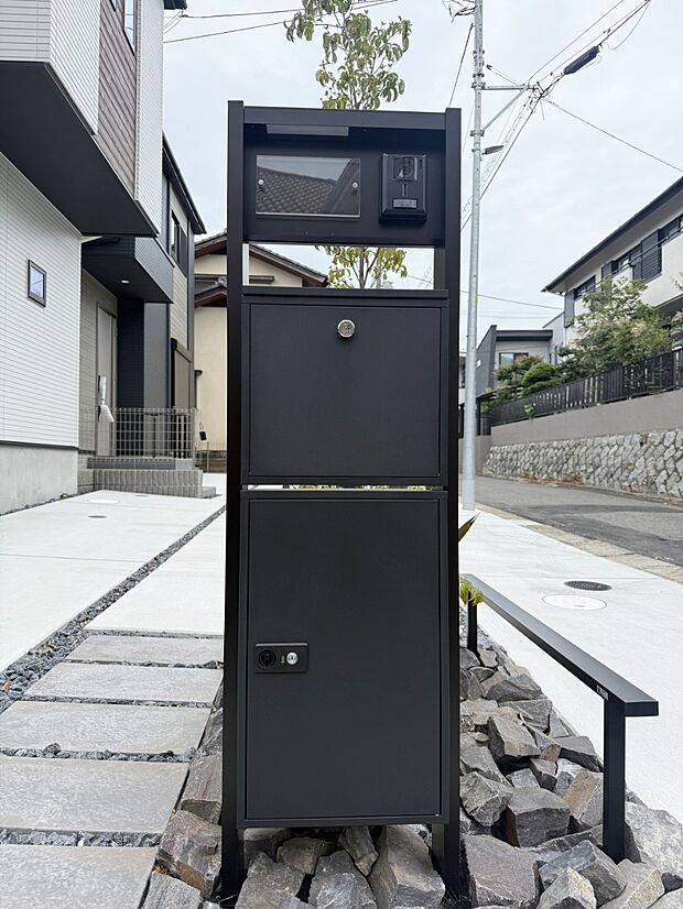【その他現地】No.1  ■ 家族とゲストをやさしく迎える