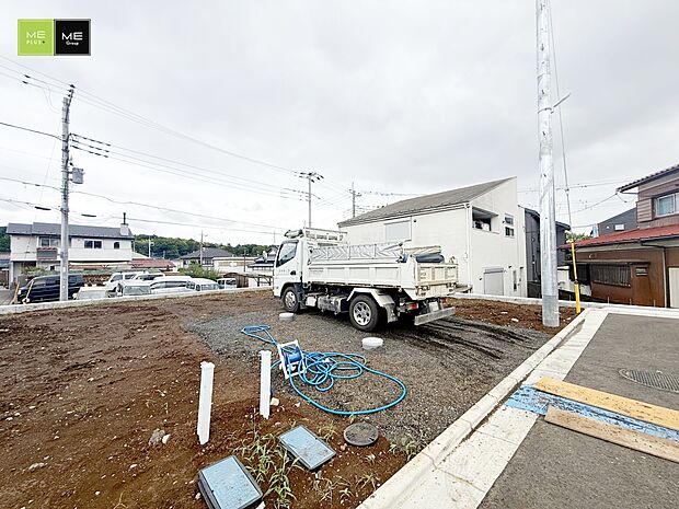 【現地外観写真】2号棟 ■家族の未来を優しく包み込む新しい住まい
