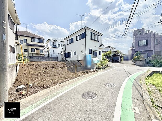 【前面道路含む現地写真】■新しい時代の息吹を感じる、心地よい環境
