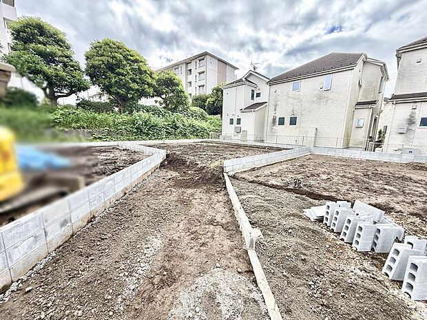 【現地外観写真】3号棟  ■暮らしを豊かにする充実した仕様設備で快適に