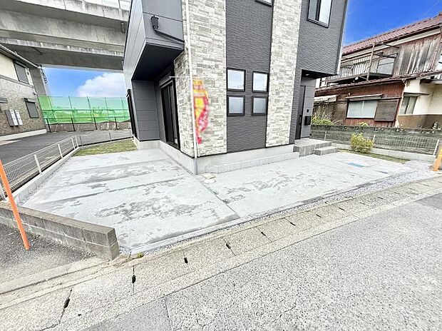 【駐車場】1号棟 ■自宅にカースペースがあると助かります