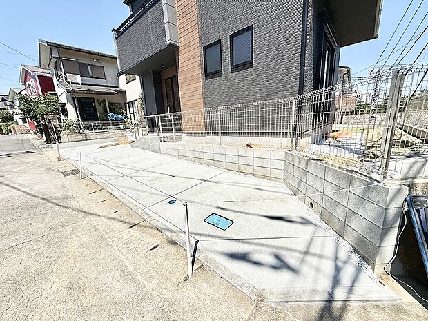 【駐車場】1号棟  ■自宅にカースペースがあると助かります
