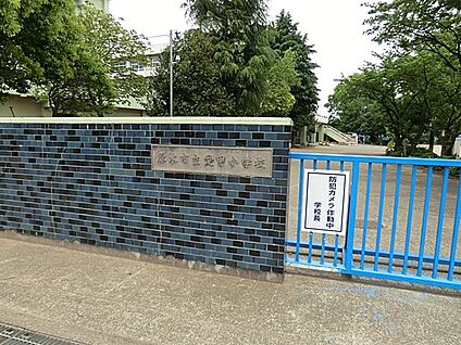 厚木市立愛甲小学校 1600m(20分)