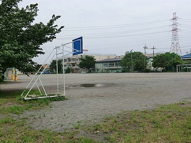 稲城市立第六小学校(約600m・徒歩8分)