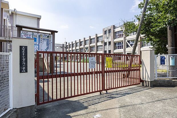 高良内小学校（約2,500m）