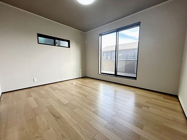 【主寝室】主寝室7帖+ウォークインクローゼット。