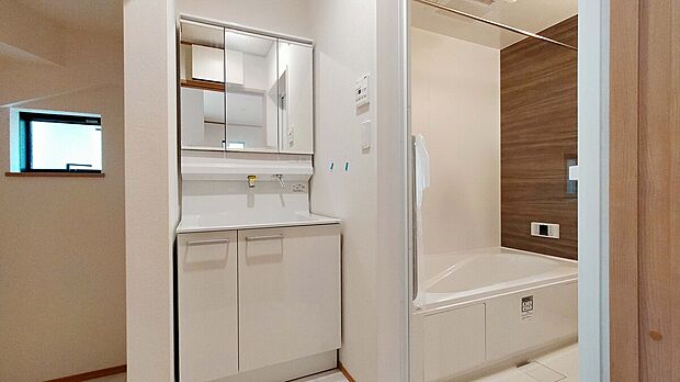 【洗面化粧台】収納など収納スペースが豊富の洗面化粧台!