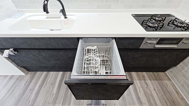 【食洗器】キッチンには食洗機を完備!