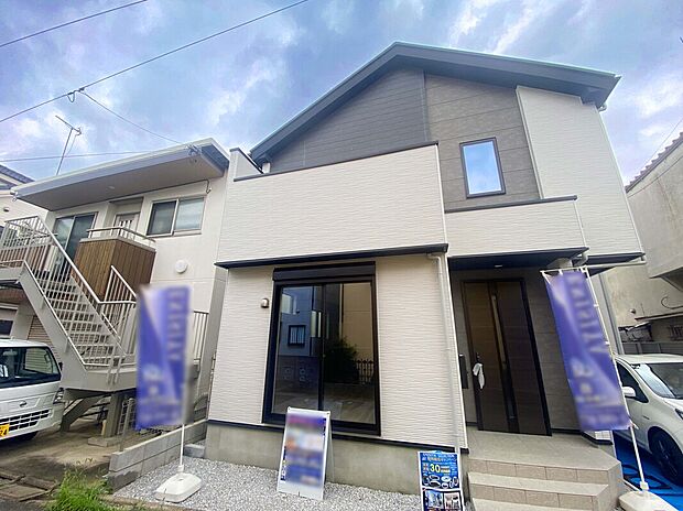 【外観】食洗機付きシステムキッチンや浴室乾燥機など設備仕様が充実!