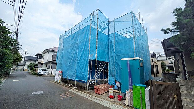 【現地:2026年7月撮影】開放感のある立地!西東京市谷戸町の閑静な住宅街に堂々登場!