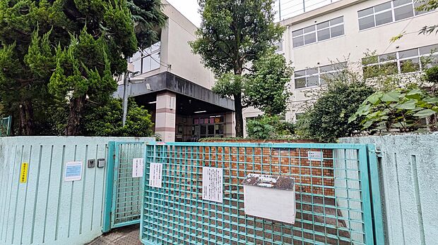 大田区立池雪小学校（約350m）