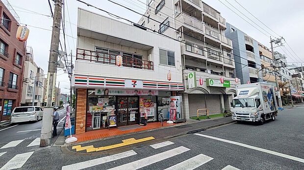 セブンイレブン大田区東雪谷店(約900m)