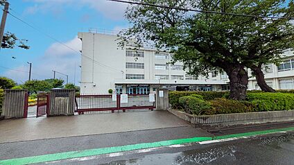 小平市立小平第二中学校 847ｍ