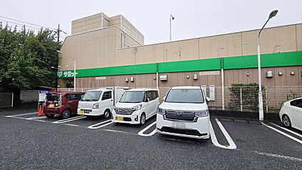 サミットストア成田東店 572ｍ