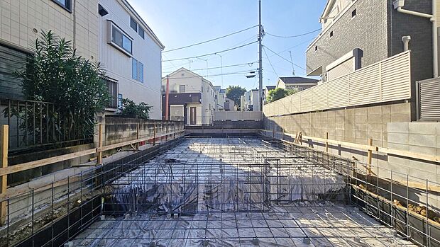 【現地:2026年10月撮影】徒歩10分圏内に小学校や中学校などの教育施設が揃う子育てにも適した住環境!