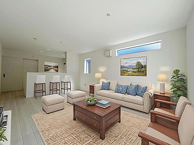 １号棟
（現況の物件写真に、CG による画像処理を行っています。家具、家電、照明器具、小物、カーテン、その他のイメージはCG です。）