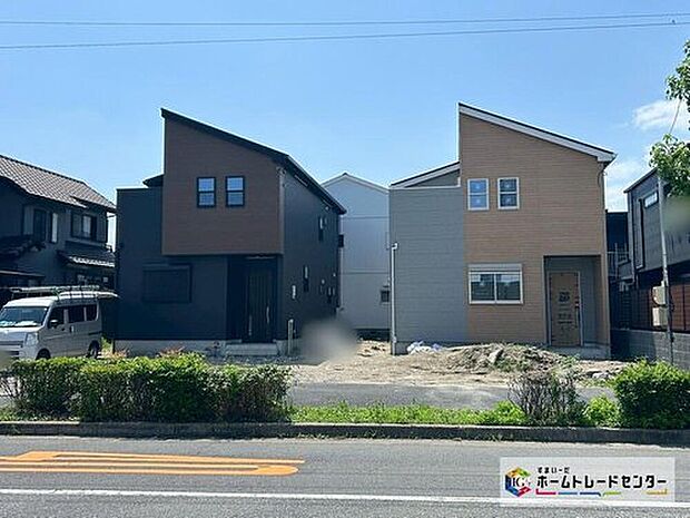全2邸☆右から1・2号棟
耐震に優れた工法を採用、一生住む家だから構造にも環境にもこだわりを。この街で・この家で暮らしたいと思わせる理由を是非現地でお確かめ下さい!