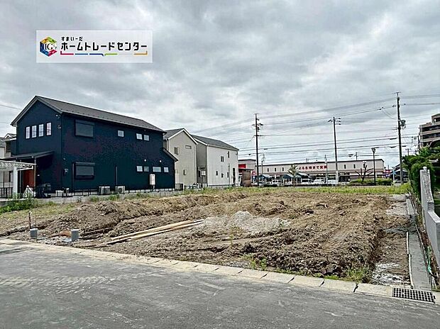 全２邸☆各棟３台駐車可能♪完成に向けて現在建築工事中です☆土日・平日を問わず毎日モデルハウスにて物件説明会を開催中☆お気軽にお問い合わせ下さい☆