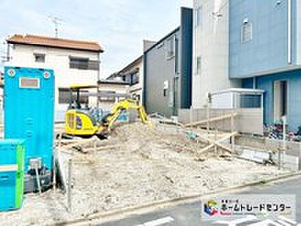 全３邸☆２号棟・３号棟販売中
建築中のためモデルハウスで構造説明会を開催しております☆設備や構造などご説明いたします！お気軽に０１２０-８８８-９８３までお問い合わせください♪
