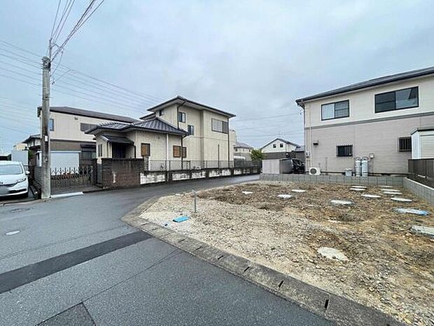 【 現地外観写真】住宅の構造や設備仕様・完成イメージなどのご質問はいつでもお気軽にお問い合わせ下さいませ☆資料もお送りいたします♪