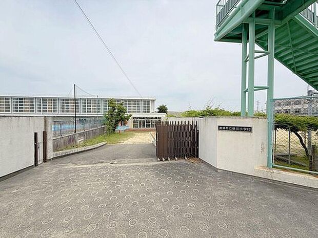 清須市立新川小学校（約1,529m）