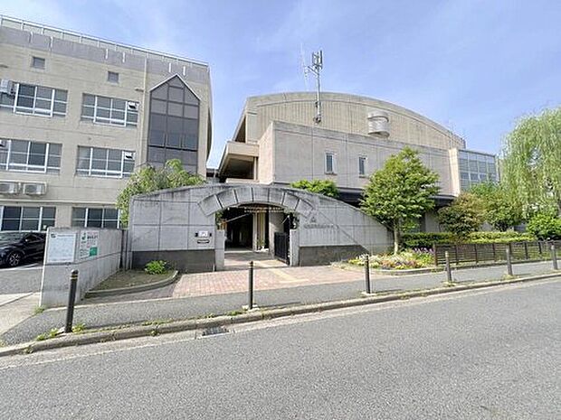 名古屋市立柳小学校(約700m)