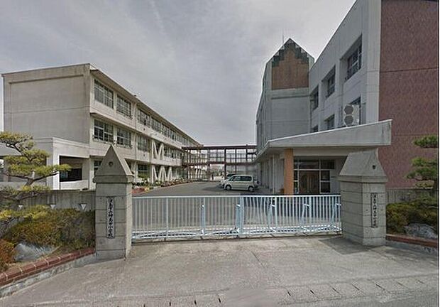 津島市立神島田小学校（約750m）