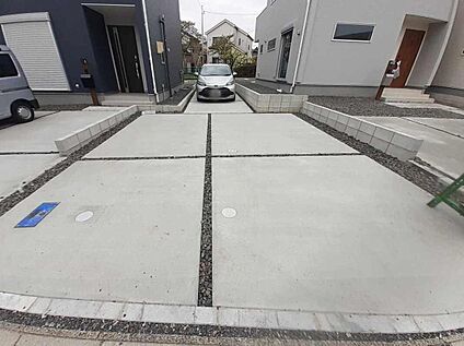 ３号棟駐車場