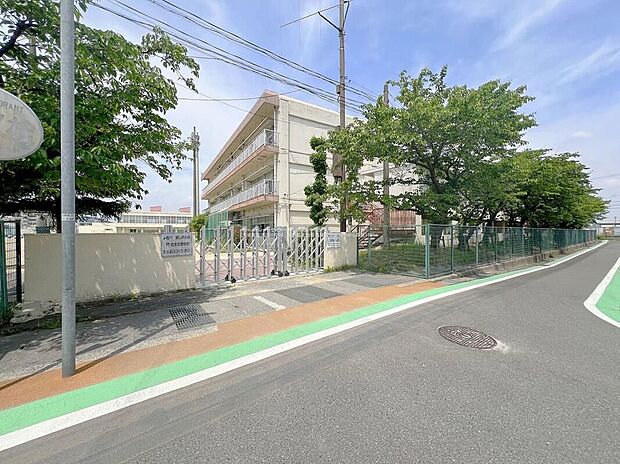 大治町立大治中学校（約1,300m）