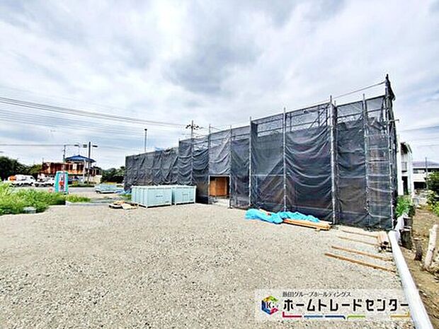 【2026年8月撮影】当日のご見学予約も承ります。同じものは2つとない「夢のマイホーム」との出会いが待っているかもしれません。今なら建築中の様子をご覧になることができます♪(2号棟)