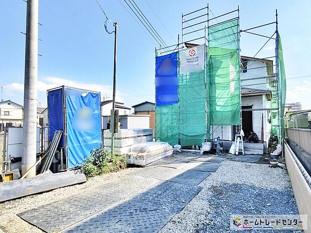 今から見たい!大歓迎です♪ 今なら建築中の様子をご覧になることができます♪
お気軽にホームトレードセンターまでお問い合わせください。