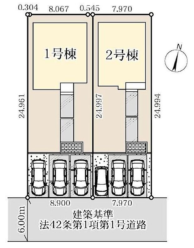 南側にゆとりをもたせた開放感あふれる敷地です。カースペースは車種により並列３台分駐車可能♪