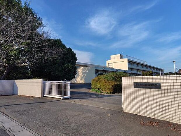 深谷市立花園中学校（約1,920m）