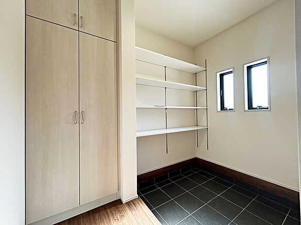 【【シューズクローク】】
