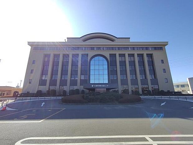 久喜市栗橋行政センター（約330m）